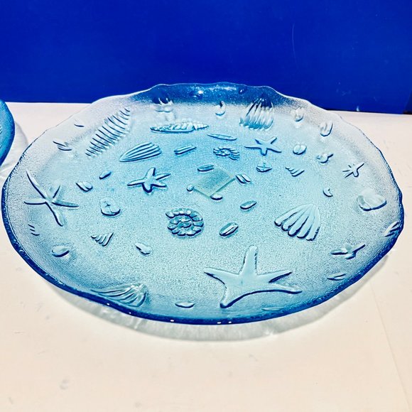 NEW… Set of Two [2] Glass Sea Shell Plates, by Beachcombers, 11.25” Approximate - Picture 9 of 16